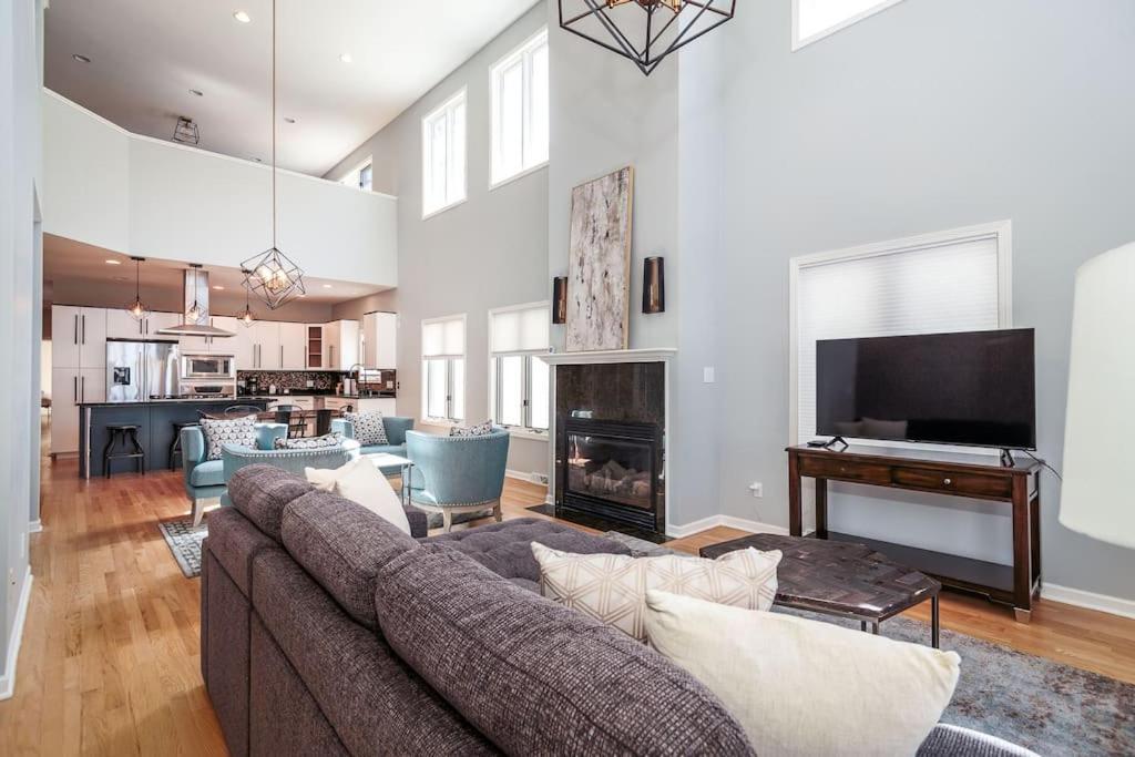 فيلا Eclectic Stylish And Cozy Milwaukee Unit المظهر الخارجي الصورة