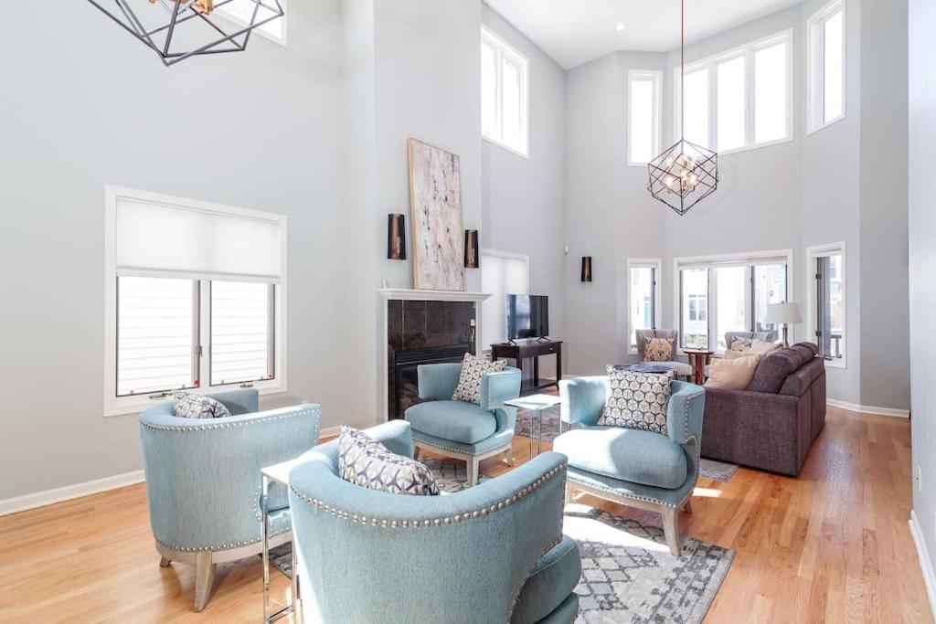 فيلا Eclectic Stylish And Cozy Milwaukee Unit المظهر الخارجي الصورة