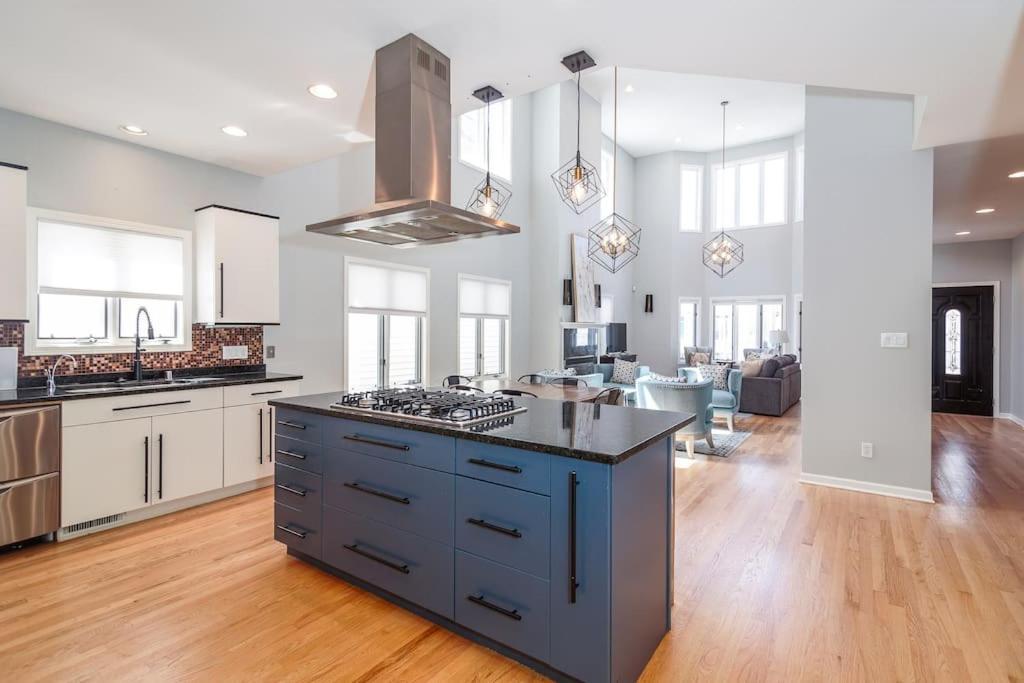 فيلا Eclectic Stylish And Cozy Milwaukee Unit المظهر الخارجي الصورة