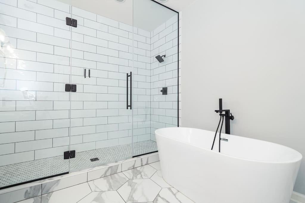 فيلا Eclectic Stylish And Cozy Milwaukee Unit المظهر الخارجي الصورة