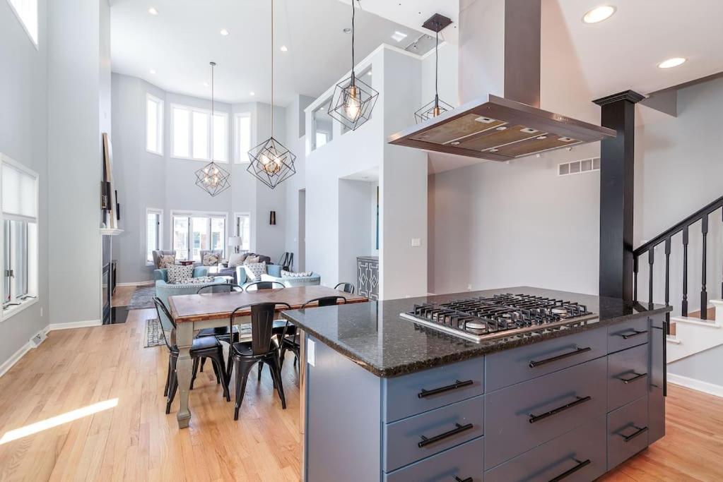 فيلا Eclectic Stylish And Cozy Milwaukee Unit المظهر الخارجي الصورة