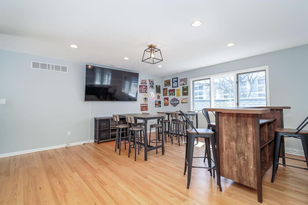 فيلا Eclectic Stylish And Cozy Milwaukee Unit المظهر الخارجي الصورة