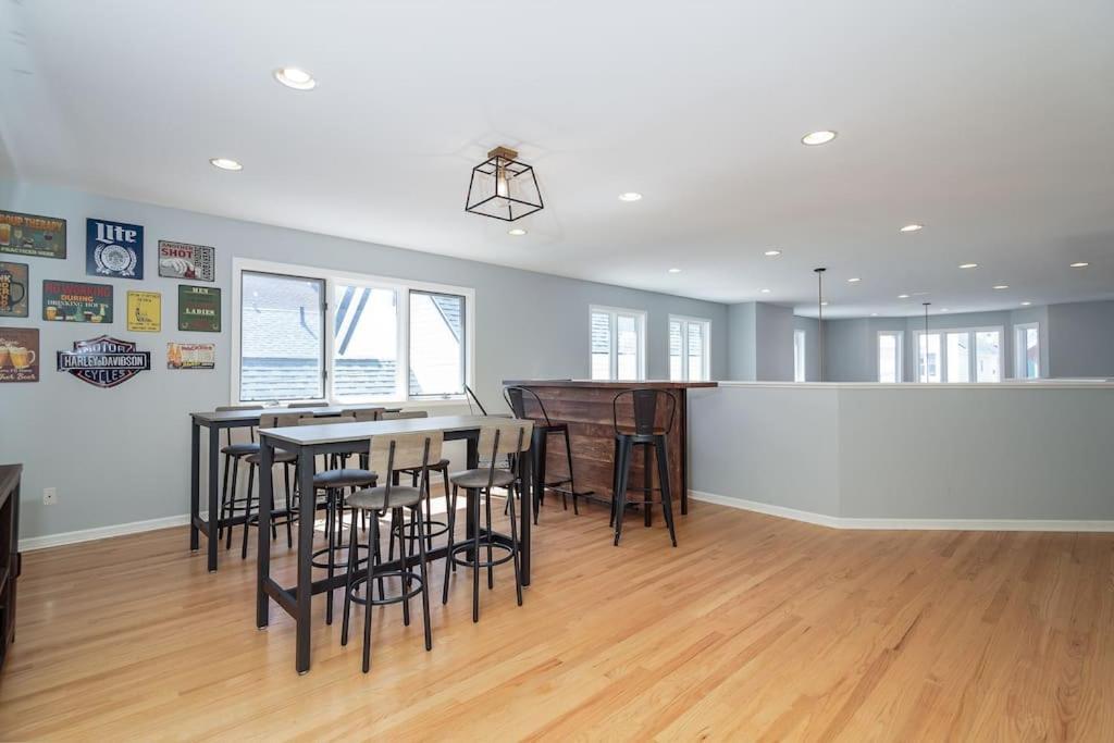 فيلا Eclectic Stylish And Cozy Milwaukee Unit المظهر الخارجي الصورة